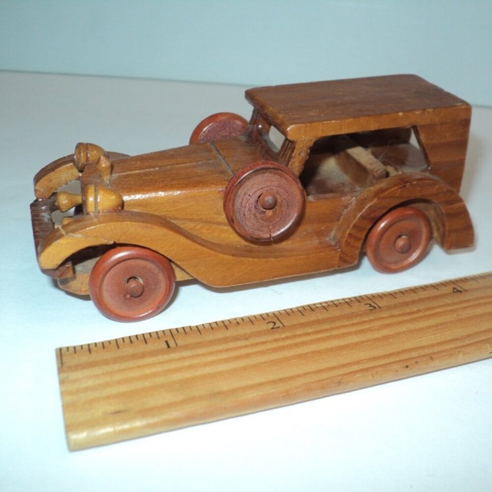 Handcrafted Wooden Antique Car Sedan Toy Vehicle 4 3/4" Long Scale 1:32